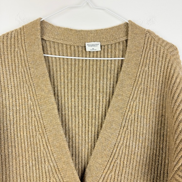 Abercrombie & Fitch Ribbed Button Front Cardigan Tan Soft Knit Pocket Sweater - Picture 3 of 5